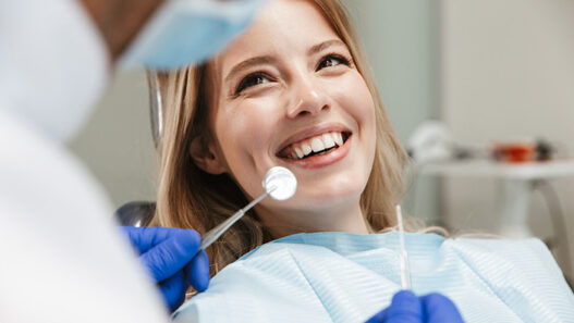 Maintaining A Beautiful Smile: How Family And Cosmetic Dentistry Work Together