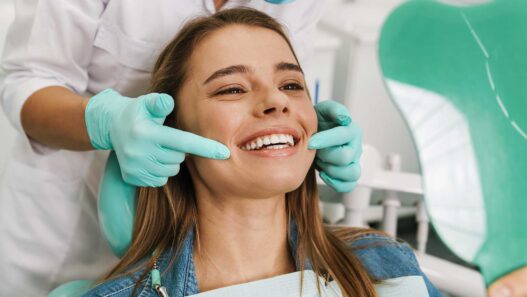 Cosmetic Dentistry For Orthodontic Patients