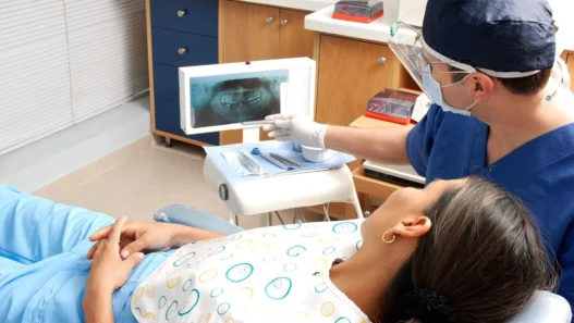 Right Dentist For Both General And Cosmetic Needs