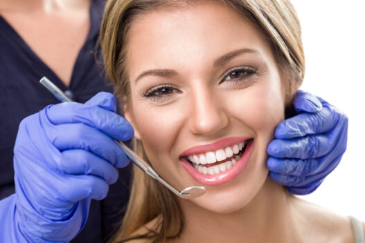 Family & Cosmetic Dentists