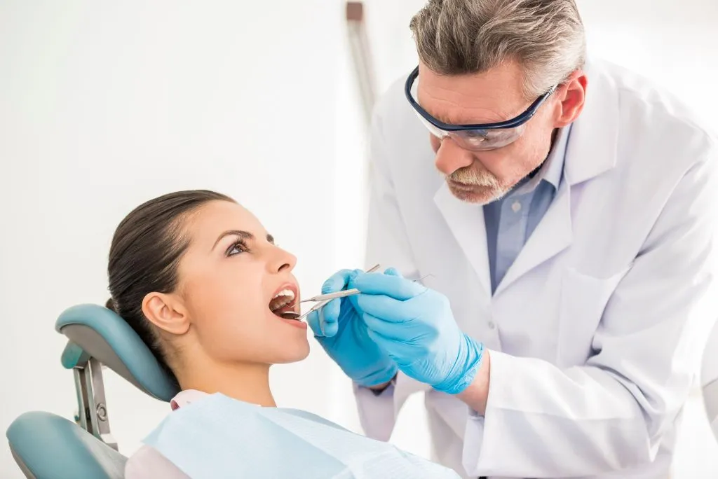 Early Indicators Your Dentist Can Spot Before You Feel Discomfort