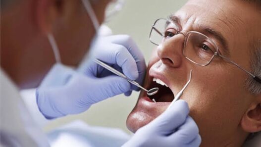 Periodontist