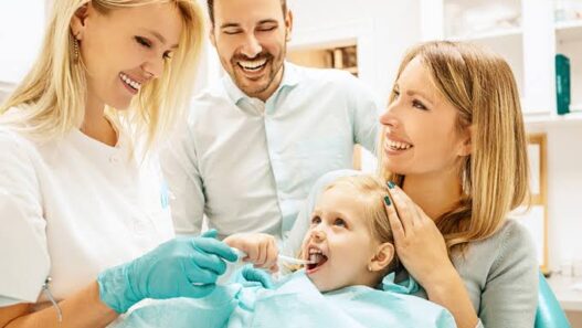 Family Dentistry Convenient For Parents